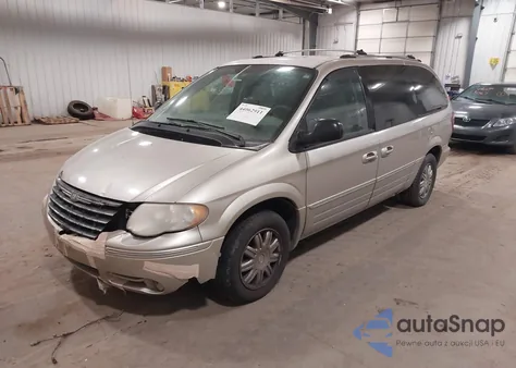2005 Chrysler Town & Country Limited from USA, damaged, VIN 2C8GP64L85R115815